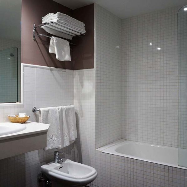 Apartamentos 4pax Hotel Cesaraugusta